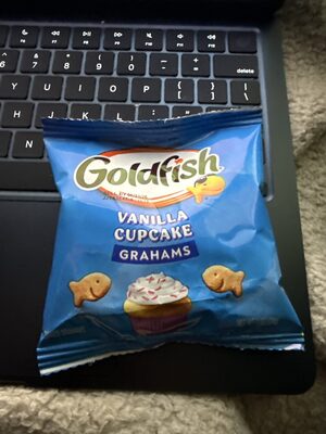 Vanilla Cupcake Grahams Goldfish
